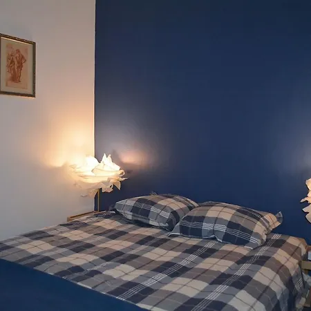 Apartment Les Volets Verts *