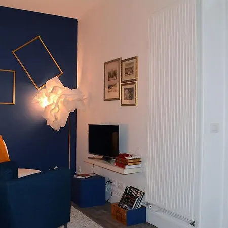 Les Volets Verts Apartment Versailles
